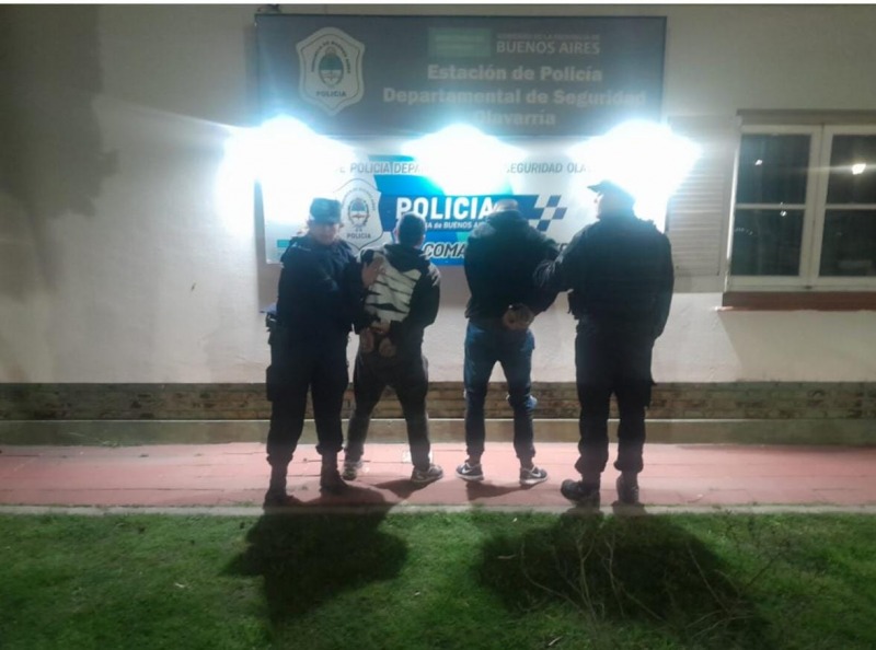Los atraparon a bordo de una moto robada horas antes